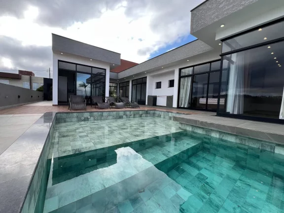 Imagem Casa Espetacular no Condominio Flamboyant