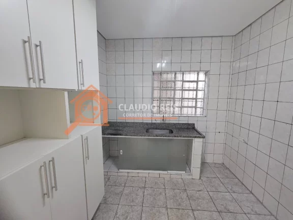 Imagem Casa térrea com 2 Quartos para alugar, 80m² - Campo Grande - São Paulo-SP