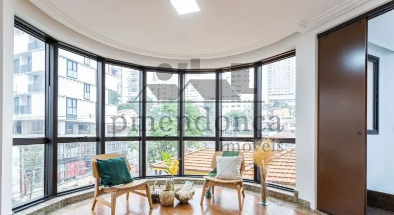 Imagem Apartamento na Vila Madalena com 3 quartos (2 suítes) e 2 vagas, 170m².