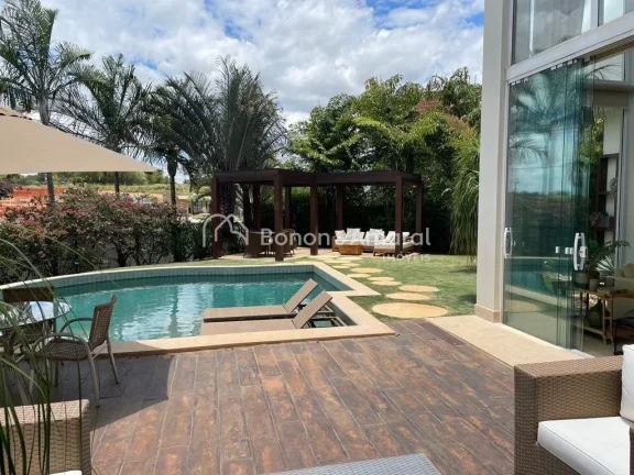 Imagem Casa em condomínio fechado Alphaville Dom, com 432m² de área total. 
Possui 4 quartos, 4 suítes ...