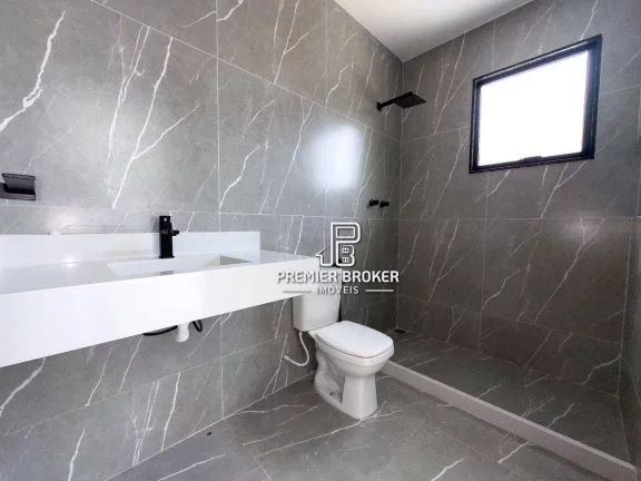 Imagem Casa com 3 dormitórios à venda, 121 m² por R$ 989.000,00 - Alto - Teresópolis/RJ