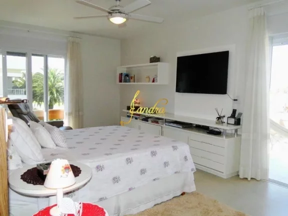 Imagem Casa condomínio Beira mar de alto padrão 04 amplas suítes
