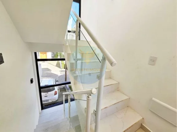 Imagem Casa em Condomínio a Venda no bairro Granja Viana - Cotia, SP