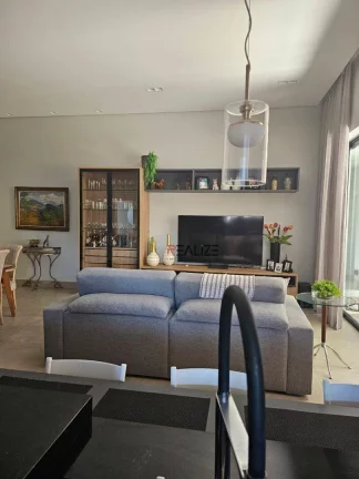 Imagem Casa Esquina de Alto Padrão no Condomínio Maria José – Indaiatuba/SP - R$2.380.000