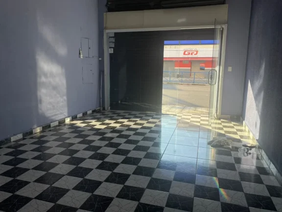 Imagem Salão Comercial para Locação na Vila Lucy em Sorocaba-SP: 50m² de Área e 1 Banheiro Disponíveis!