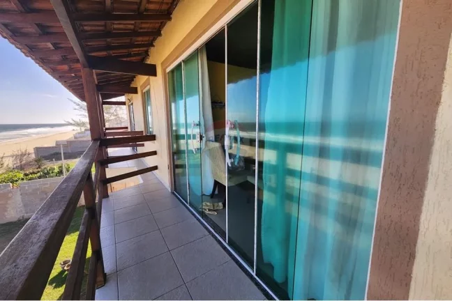 Imagem Casa 4 quartos, 4 suítes, 283 m de areá útil, pé na areia