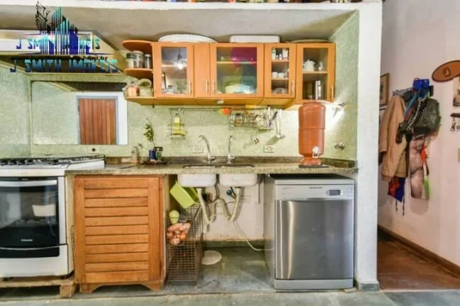 Imagem CASA ESPETACULAR EM TERRENO DE 2.300m² EM CONDOMÍNIO FECHADO.