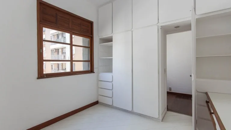 Imagem Apartamento Botafogo - 87M², 2 Dorms, 1 Vaga Demarcada, Playground, Área Verde, Ar Condicionado, Armários.