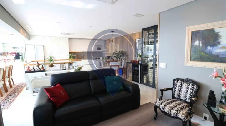 Imagem Cobertura de luxo à venda em Pinheiros, São Paulo-SP: 1 quarto, 1 suíte, 138m² e 2 vagas de garagem