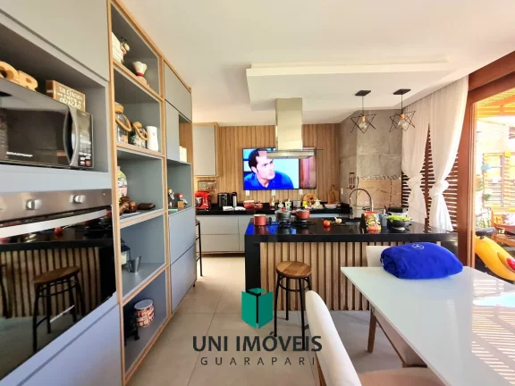 Imagem Excelente casa de 3 quartos com suíte á venda com lazer exclusivo em condomínio fechado - Guarapari