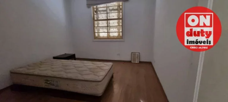 Imagem Casa com 3 dormitórios à venda, 105 m² por R$ 560.000,00 - Boqueirão - Santos/SP