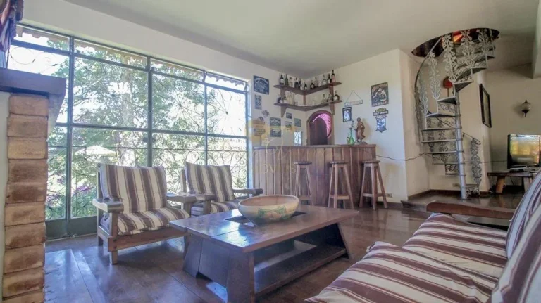 Imagem Casa para Venda em Teresópolis / RJ no bairro Quinta da Barra