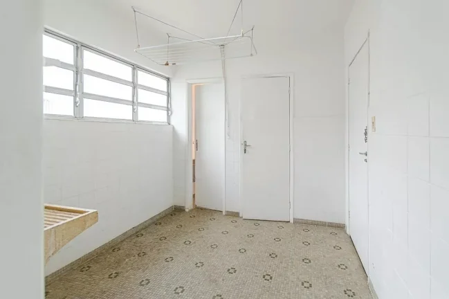 Imagem Apartamento 95M², 2Q, 2 Banheiros, 1 Vaga, Banheiro de Serviço, Split.