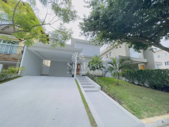Imagem Casa a venda com 3 quartos e 4 vagas 300 m² Alphaville R$2.500.000 - Valville 1 - Santana de Parnaíba/SP
