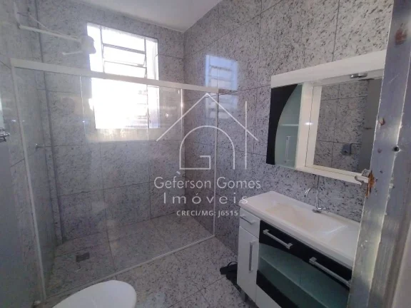 Imagem Casa à venda com 03 Quartos - Centro - Mantena - MG