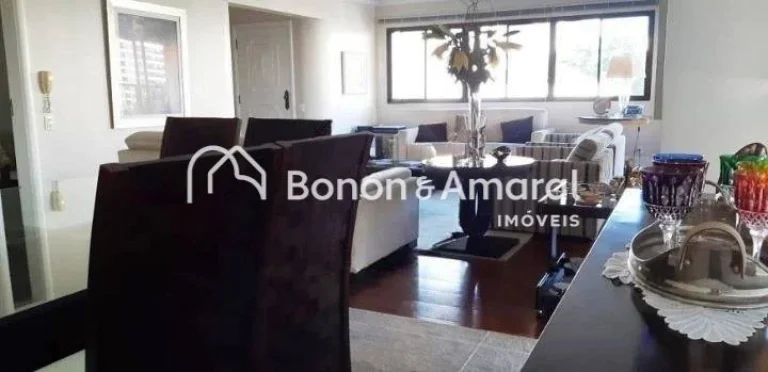 Imagem Apartamento com 3 quartos e 5 banheiros à venda, Cambuí

Lindo e excelente apartamento, reformado ...