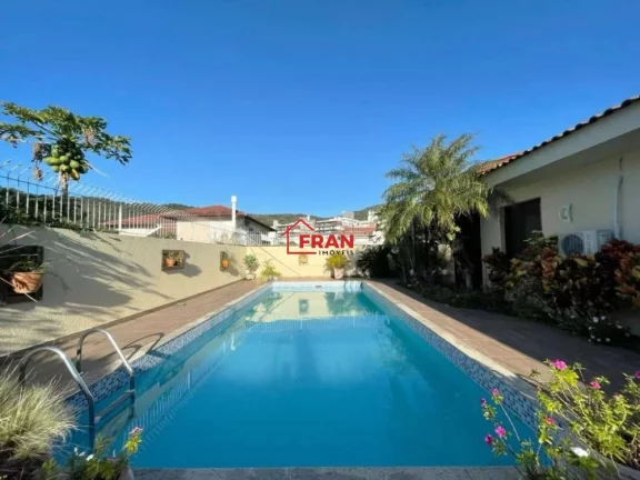 Imagem Belissima casa no Corrego grande.
