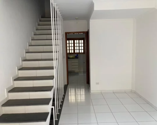 Imagem Sobrado em condomínio 2 Dormitórios 2 Suítes 2 Vagas