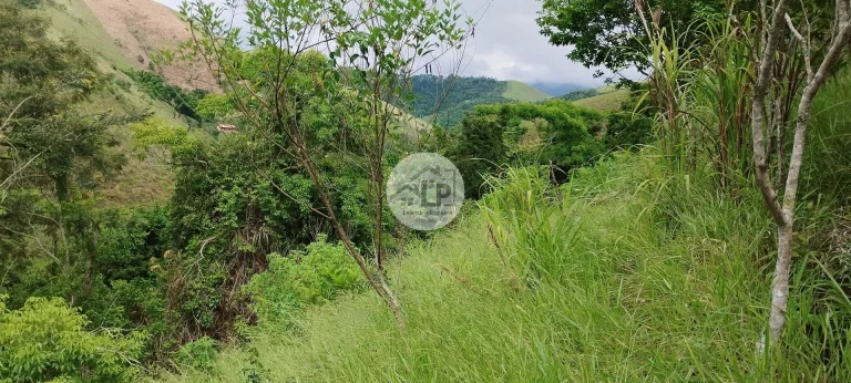 Imagem Chácara de 2.475 m² no bairro Graminha- Rio Claro, RJ