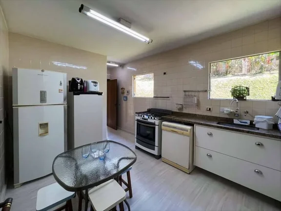 Imagem Fazendinha - 4d/2s TÉRREA privativa. Natureza, gourmet, piscina e VISTA!