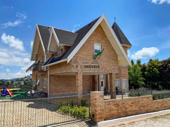 Imagem Casa com 4 suítes no Jardim Embaixatriz em Campos do Jordão