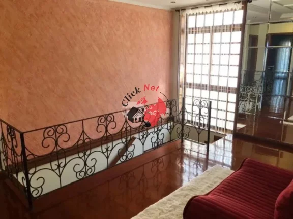 Imagem Luxuoso Sobrado à Venda no Condomínio Swiss Park – 457m² de Sofisticação e Conforto