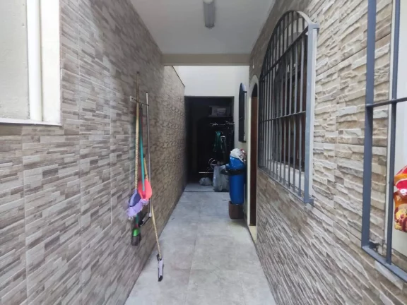 Imagem Sobrado Maravilhoso com 190 m² 3 Dormitorios sendo 1 Suite Estuda Permuta