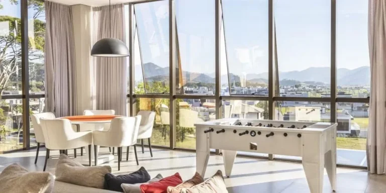 Imagem Casa a venda em Camboriú, Condomínio Caledônia