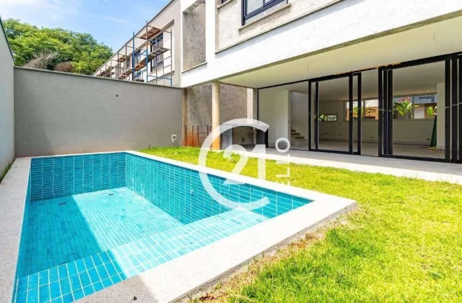 Casa com 4 suítes à venda no Alto da Boa Vista - São Paulo/SP