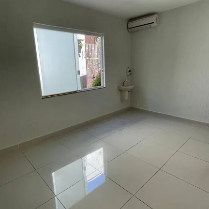Imagem Casa comercial na rua Santa Clara - Centro - Bragança Paulista