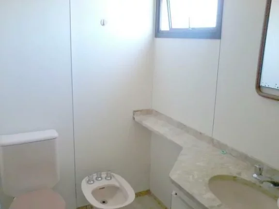 Imagem Astúrias - Prédio frente ao mar - Lazer total - Garagem - Amplo terraço - Linda vista ao mar - Preço imperdível !