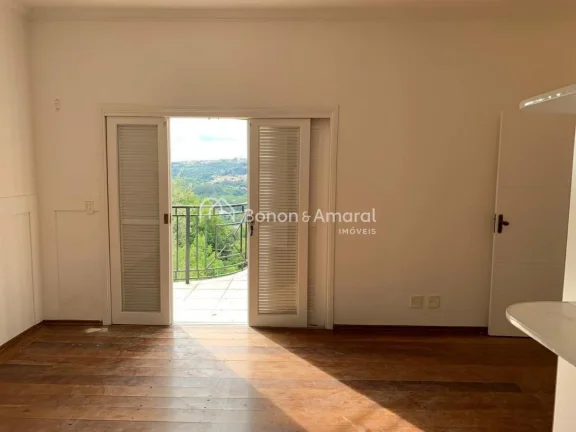 Imagem Linda casa de condomínio em Sousas, com 350m², 4 quartos e 3 suítes.