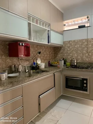 Imagem Casa em rua pública no bairro Jabotiana - 3/4, suíte, 200m², 2 vagas - Consultor imobiliário especialista
