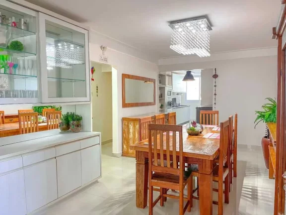 Imagem Apartamento mobiliado frente mar com 3 dormitórios sendo 3 suítes em Balneário Camboriú/SC