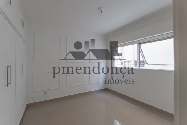 Imagem Higienópolis, apartamento reformado com 3 quartos (1 suíte) e 1 vaga, 164 m².