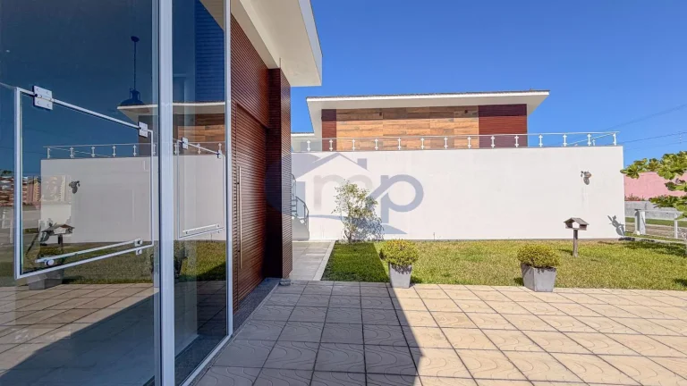 Imagem Casa a venda com 3 dormitorios na Bela Torres em Passo de Torres/SC