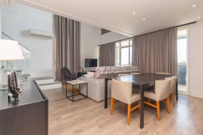 Imagem Meta Title: Cobertura Geo Berrini: 108m² de Skyline e Rentabilidade no Brooklin