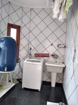 Imagem Sobrado com 3 dormitórios à venda, 305 m² por R$ 1.177.000,00 - Jardim Santa Clara - Guarulhos/SP