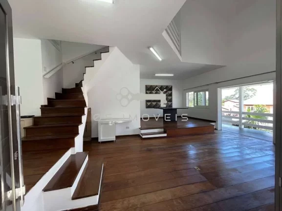 Imagem Casa reformada no condomínio São Paulo II