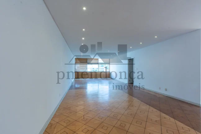 Imagem Apartamento amplo na Oscar Freire, 205m² com ótima distribuição e pé direito alto Em 2009 o apa...
