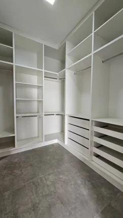 Imagem Casa Sobrado Atibaia - 360M², 4 Dorms, 4 Suítes, Lavabo, 4 Vagas, Lareira.