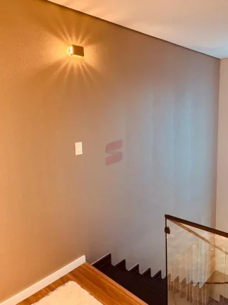 Imagem SOBRADO com 3 dormitórios à venda com 186m² por R$ 1.580.000,00 no bairro Pineville - PINHAIS / PR