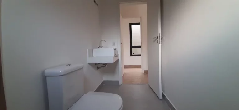 Imagem A Batelli Im...oacute;veis apresenta esta ...oacute;tima casa com linda vista para o verde, em um am...