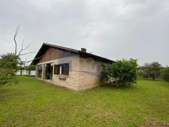 Imagem Casa a venda com 4 suites na Paraiso em Torres/RS
