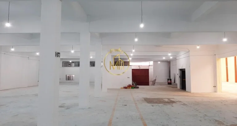 Imagem Galpão / Barracão para Venda em Santo André, Jardim Santo Antônio, 6 banheiros, 8 vag