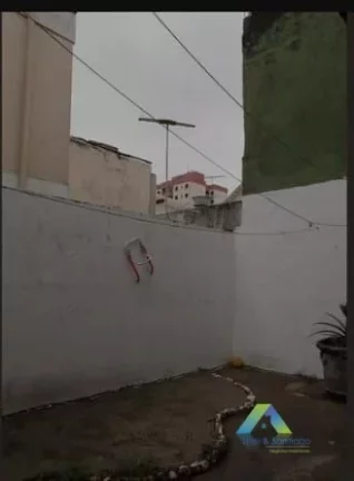 Imagem Casa com 2 dormitórios, quintal com churrasqueira, 150 m² ótimo preço e localização!