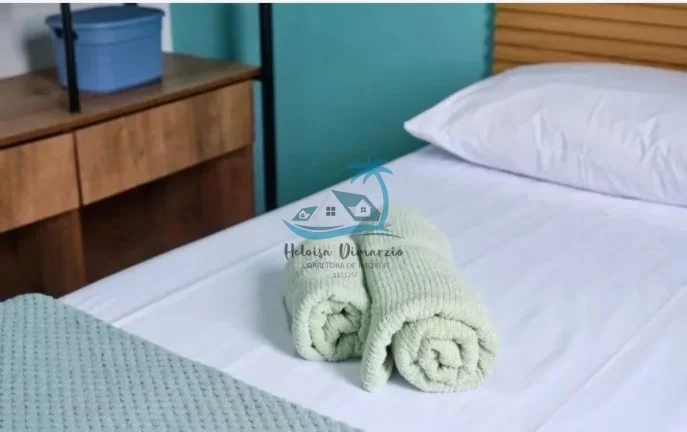 Imagem Apartamento mobiliado com 2 dormitórios a venda em Ubatuba, entre os bairros de Itaguá e Estufa 1.