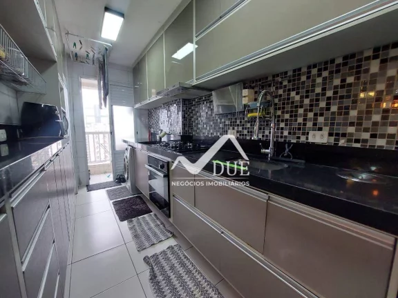 Imagem Apartamento em condominio clube, oriinalmente com 3 dormitórios e hoje com sala estendida. 1 vaga de garagem garantida e livre. PORTEIRA FECHADA