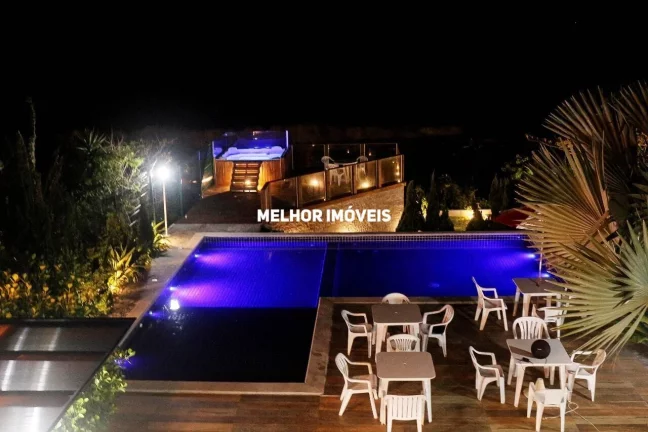 Imagem Casa Alto Padrão á venda mobiliada com vista mar 4 suítes 4 vagas Balneário Camboriú