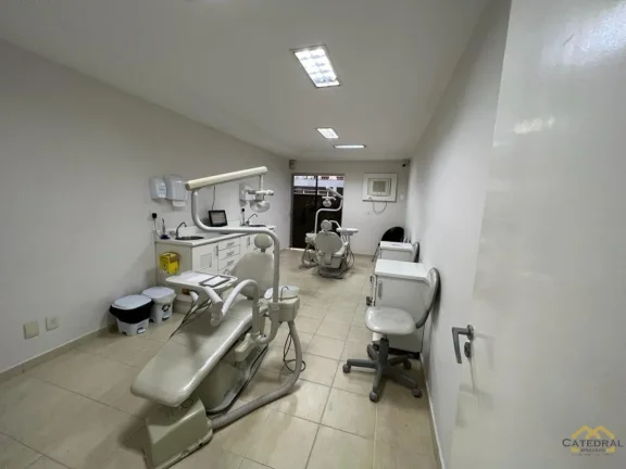 Imagem Imóvel Comercial com 6 consultórios para Locação ou Venda - Centro - Jundiaí/SP